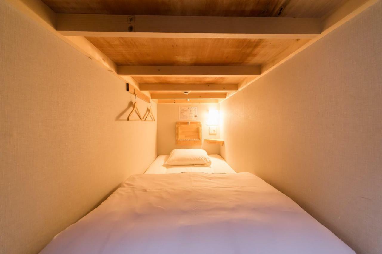 Hostel Namba Takumi Осака Екстер'єр фото